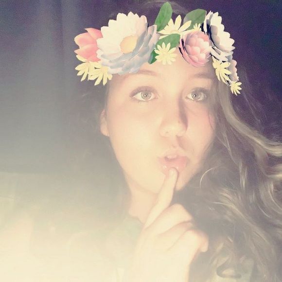 Meet your Posher, Kimberly - Picture 1 of 1